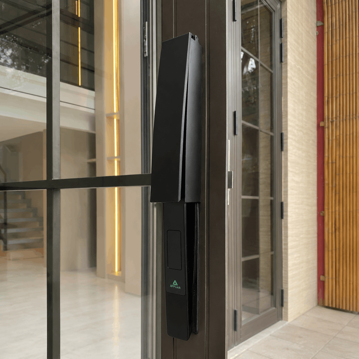 AppTech thiết kế ốp nhựa in 3D chống mưa nắng riêng cho khóa cửa thông minh